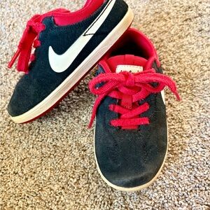 Nike Kids Black and Red SB Sneakers